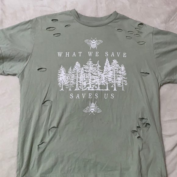 Tops - Light green t-shirt xs only worn once